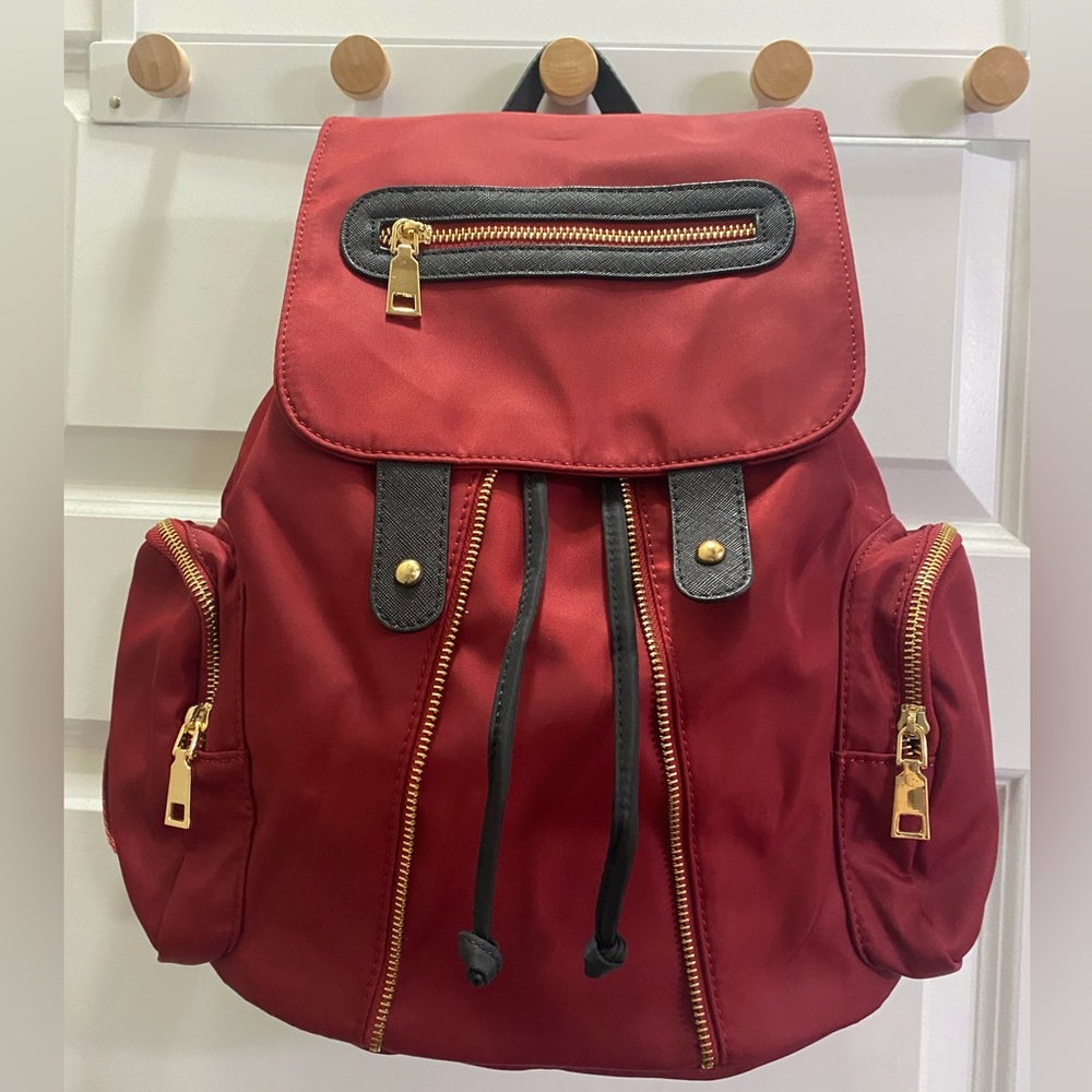 Olive Threadz Drawstring Bag - Picture 6 of 13